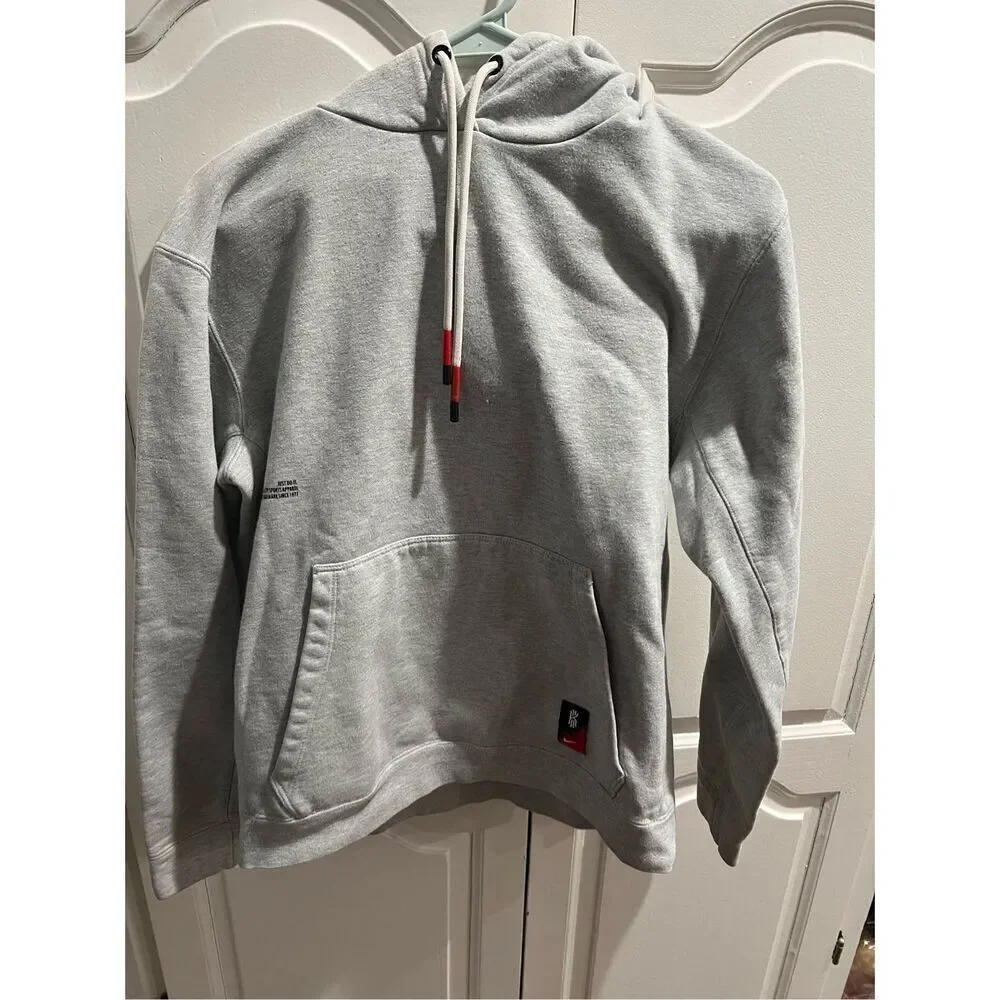 Nike Kyrie Hoodie Mens Small Hooded Sweatshirt Fleece Pullover Sweater